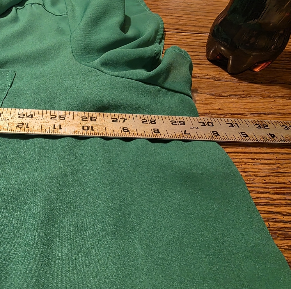 Torrid Green Short Sleeve Flowy Plus Size 4 Top - Picture 3 of 9